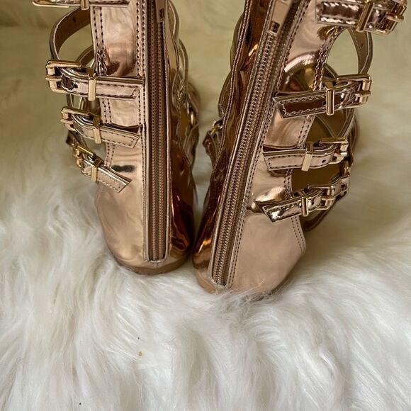 New Qupid Hazy-35 shiny Rose gold gladiator sandals back zipper size 9 - Picture 3 of 10